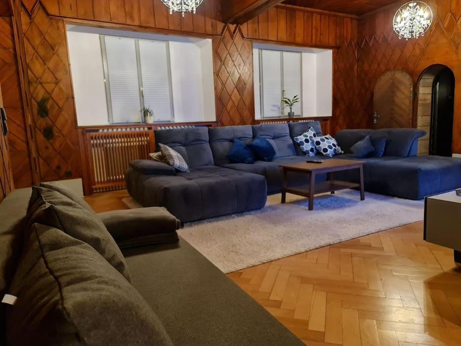 Appartements In Schoner Burganlage Jena Bagian luar foto