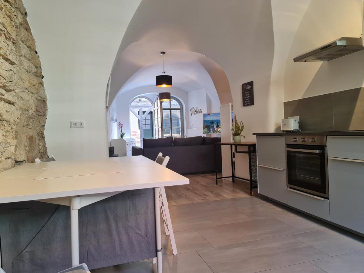 Appartements In Schoner Burganlage Jena Bagian luar foto