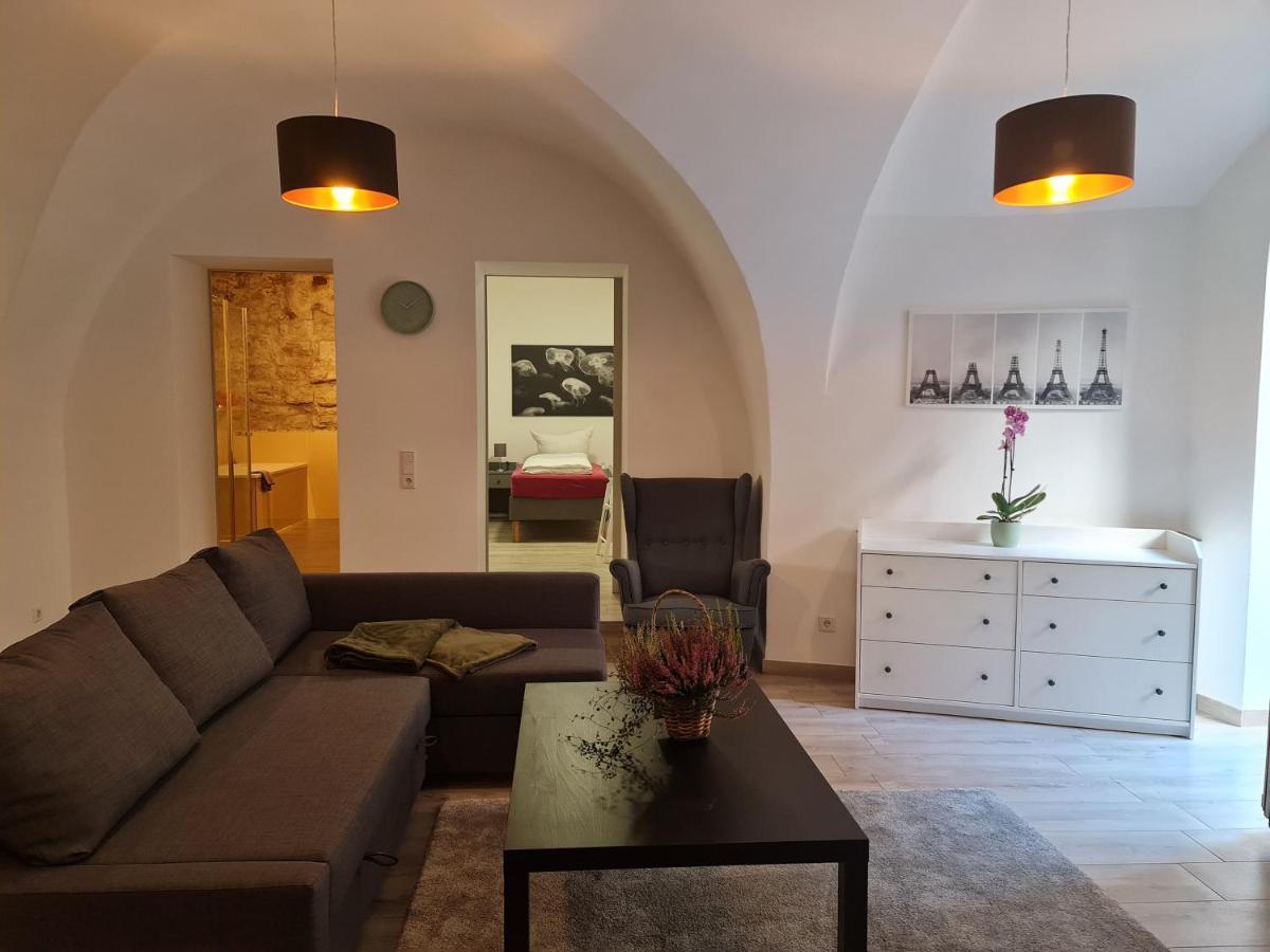 Appartements In Schoner Burganlage Jena Bagian luar foto