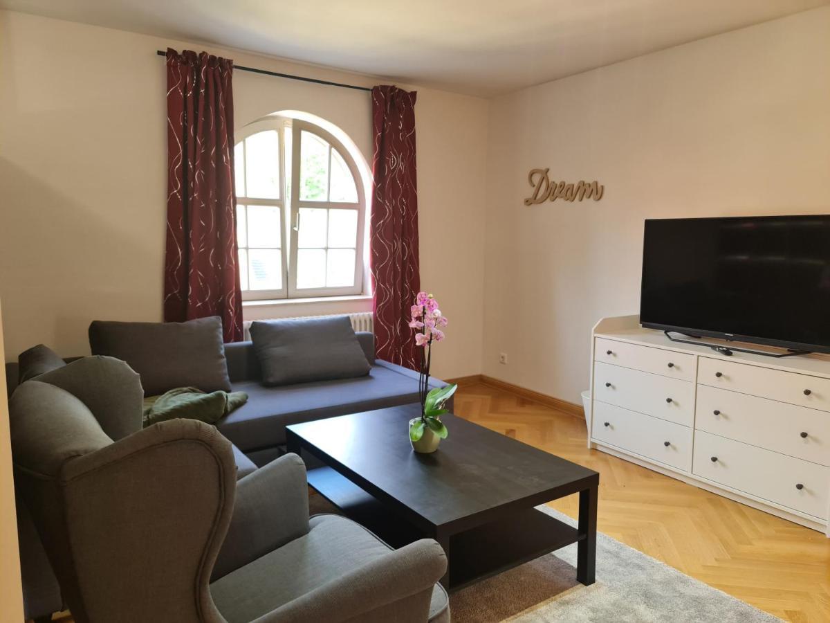 Appartements In Schoner Burganlage Jena Bagian luar foto