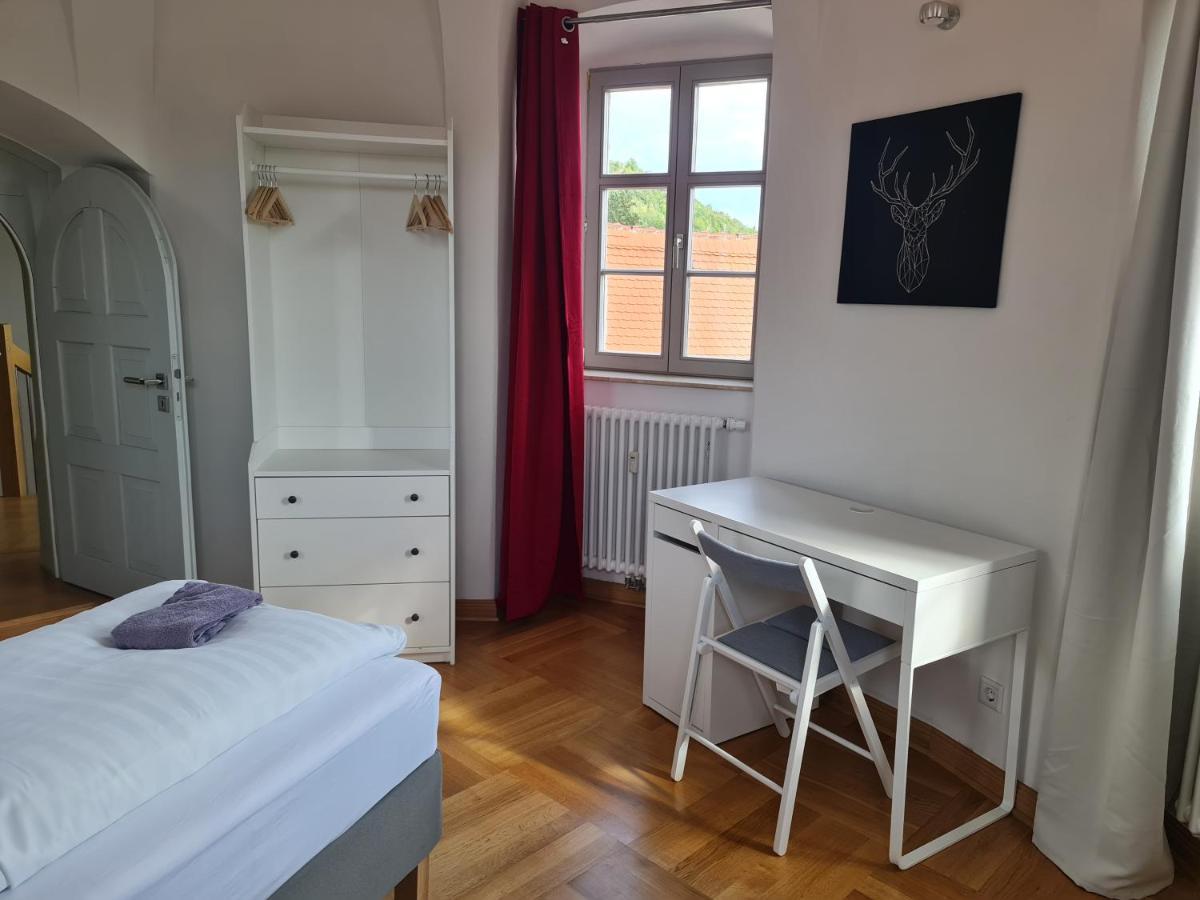 Appartements In Schoner Burganlage Jena Bagian luar foto