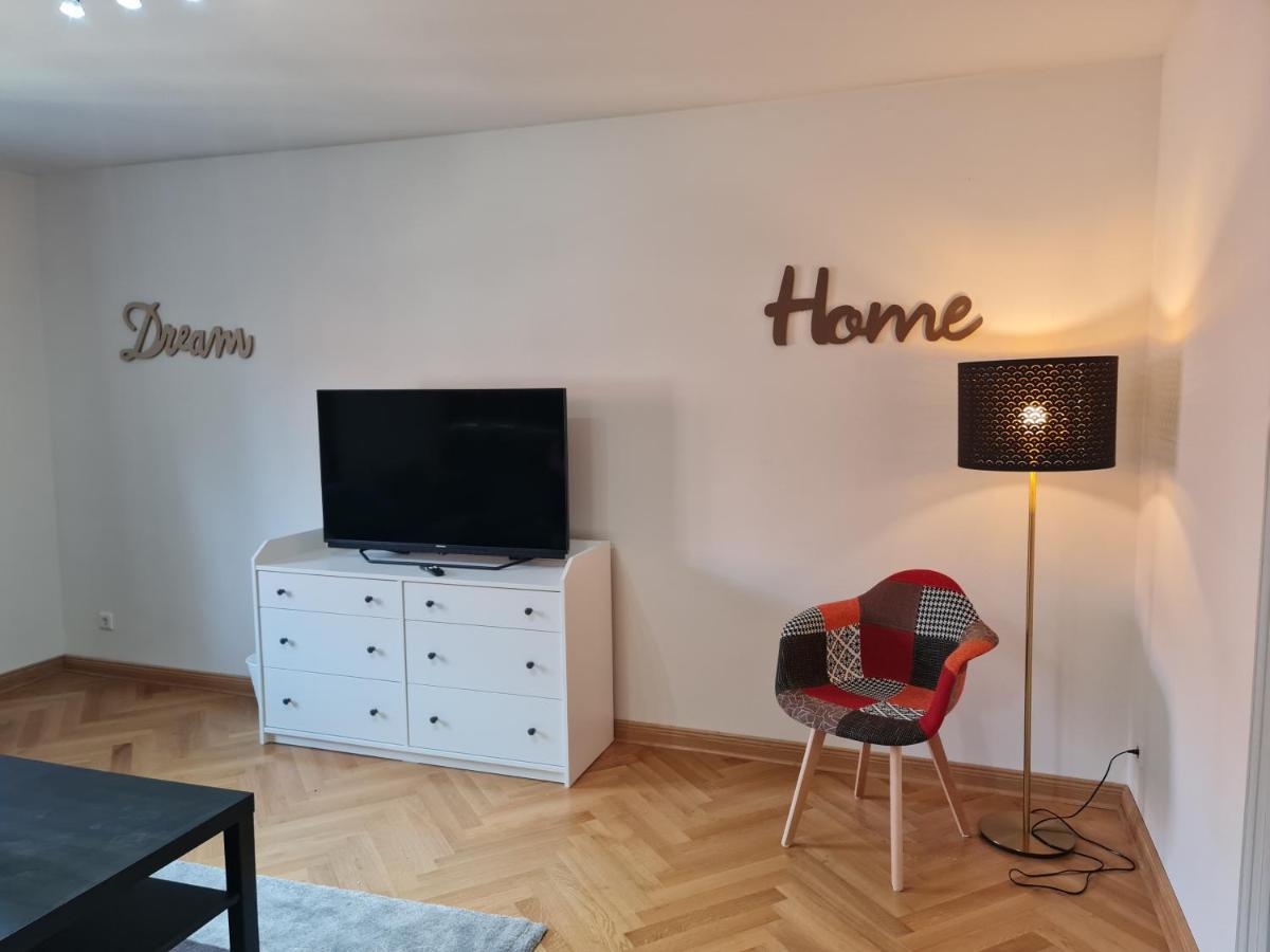 Appartements In Schoner Burganlage Jena Bagian luar foto