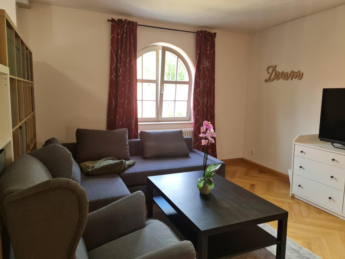 Appartements In Schoner Burganlage Jena Bagian luar foto